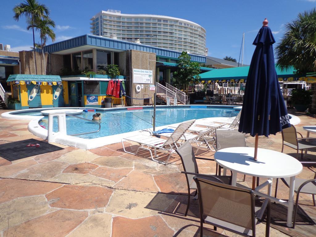 Sands Harbor Resort And Marina ポンパノビーチ エクステリア 写真