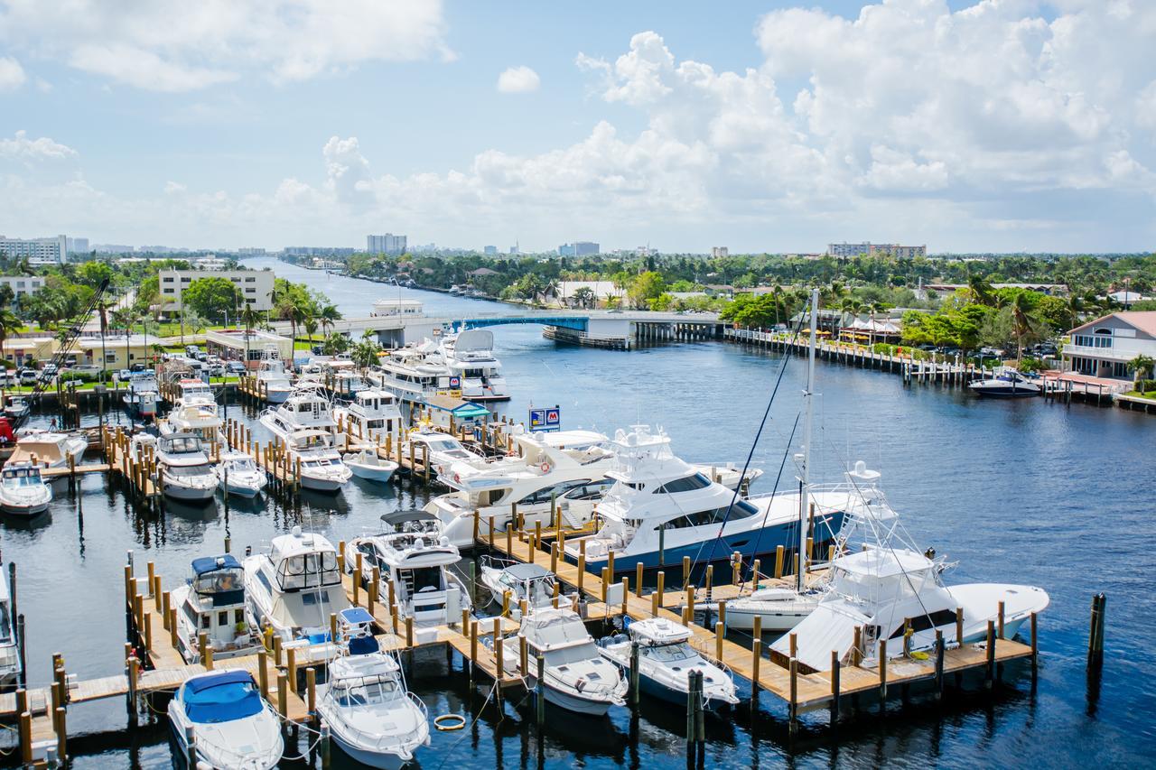 Sands Harbor Resort And Marina ポンパノビーチ エクステリア 写真